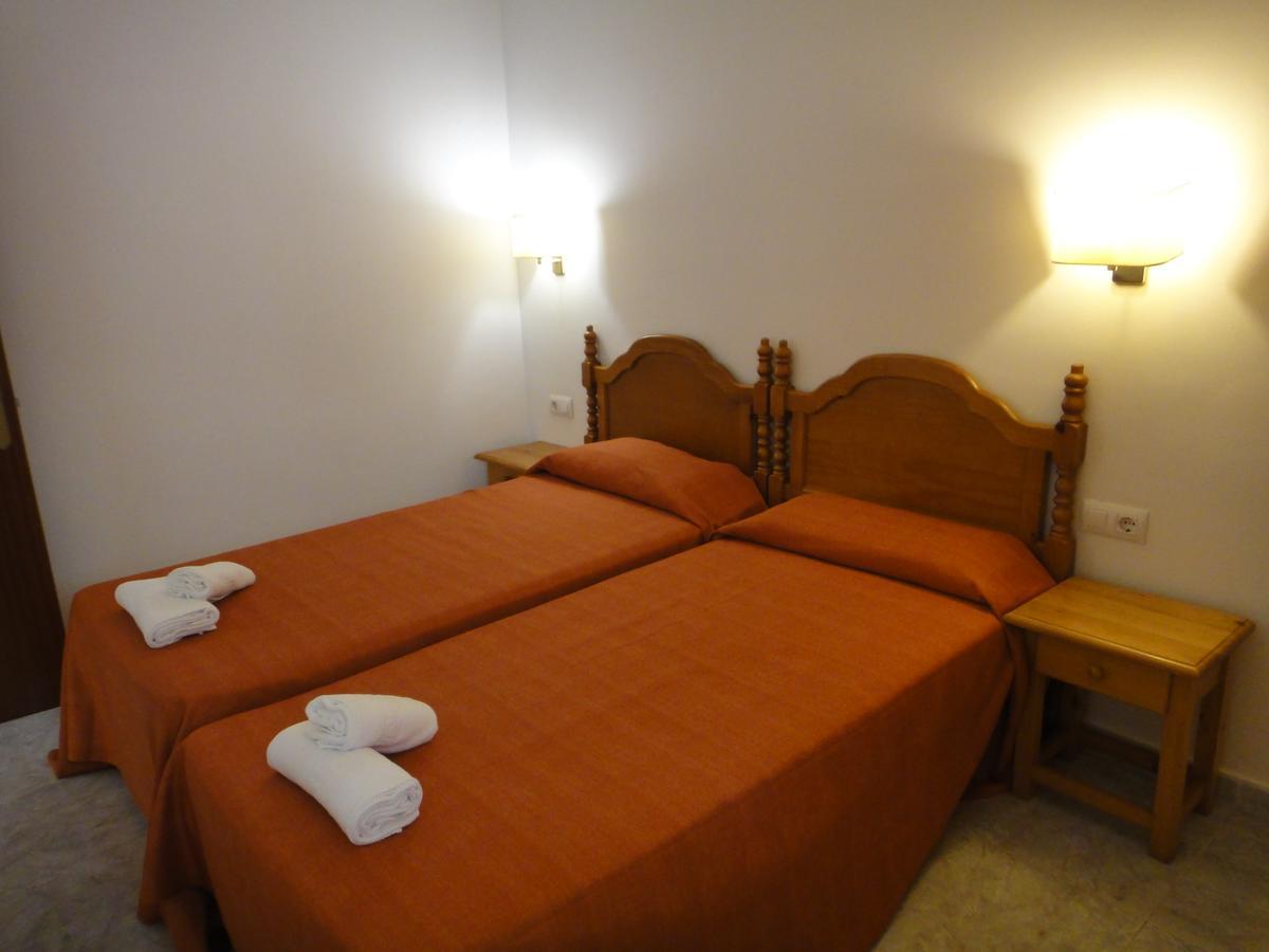 Bertur Gran Reserva Comte Empuries เอมปูเรียบราบา ภายนอก รูปภาพ
