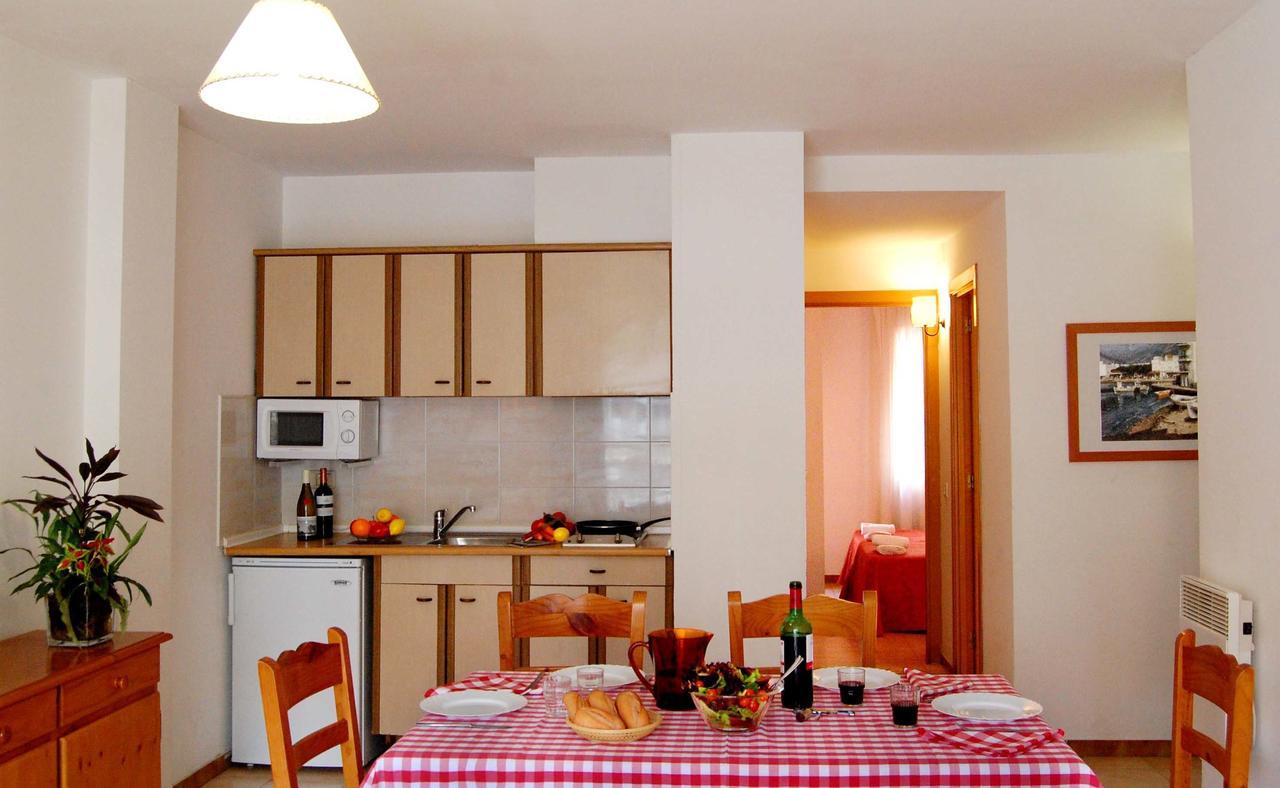 Bertur Gran Reserva Comte Empuries เอมปูเรียบราบา ภายนอก รูปภาพ